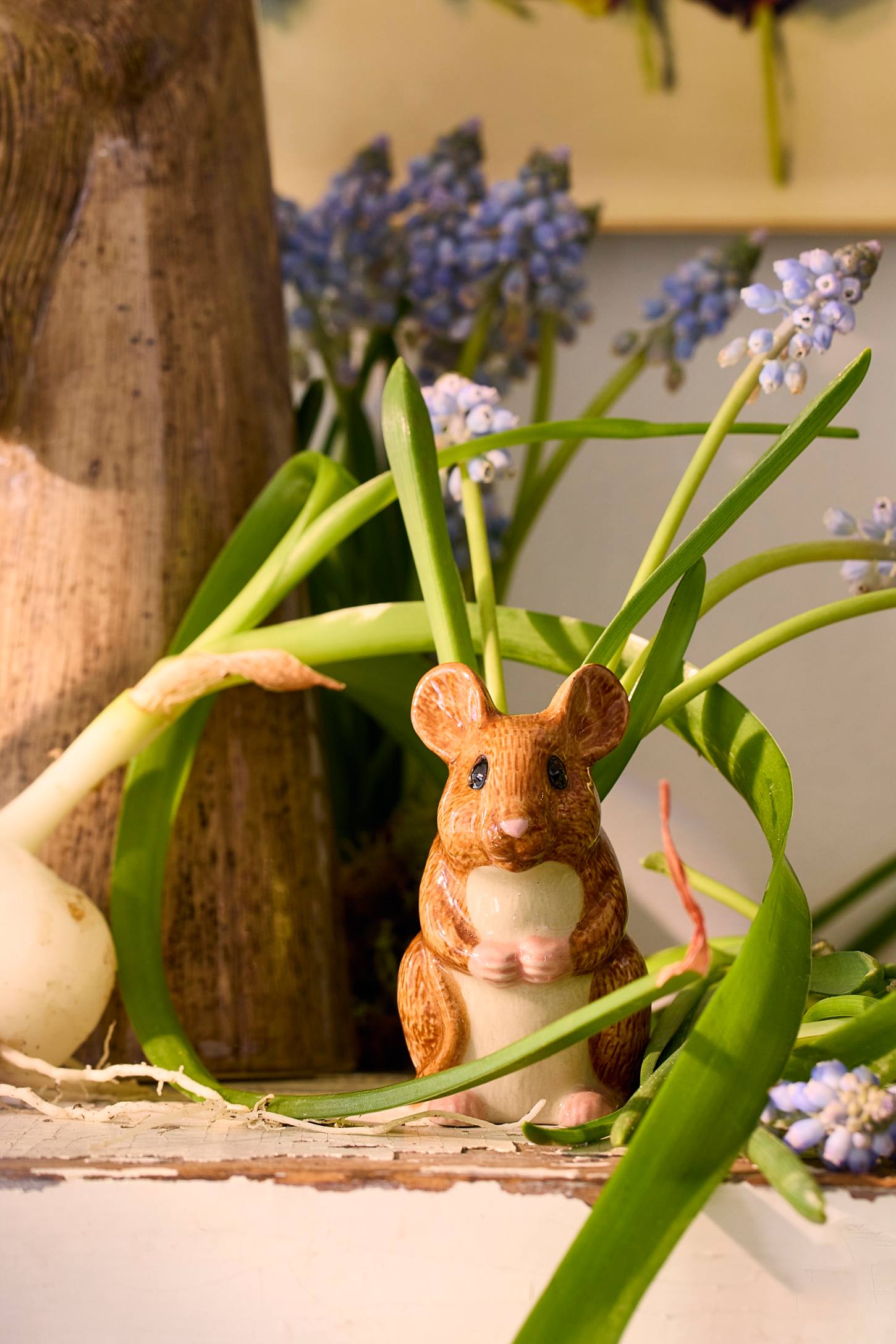 xenapaz-52.jpg Hand-Painted Field Mouse Bud Vase – 3-Inch Hand-Crafted Ceramic Stoneware Mouse Figurine Vase - Image 1