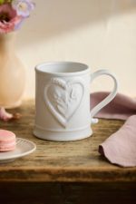Valentine Cameo Stoneware Mug – 18 oz Large Hand-Crafted Ceramic Heart Motif Coffee Cup - Image 3