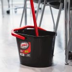 Libman High Power Utility Bucket 3.5 Gallon Black Polypropylene with Ergonomic Handle - Image 4