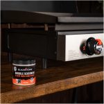 Blackstone Griddle Seasoning and Cast Iron Conditioner - 6.5 oz - Image 2