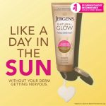 Jergens Natural Glow Daily Moisturizer Lotion, Medium to Deep Skin, Self Tanner, 7.5 fl oz - Image 2