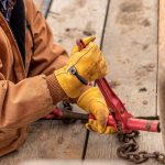 Wells Lamont Men's Cowhide Leather Work Gloves with Ball and Tape Closure - Image 3